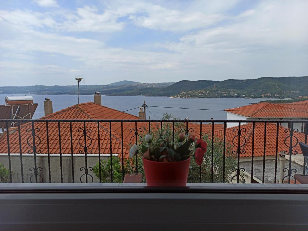 Doras House In Village Άνετο Διαμέρισμα Υπέροχη Θέα Pyrgadikia Exteriör bild